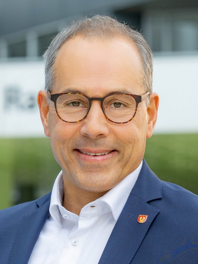 Bürgermeister Adnan Shaikh.